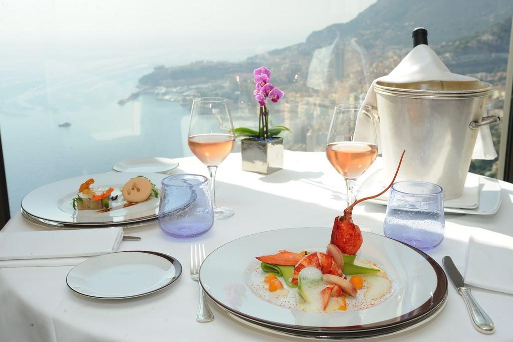 Vista Palace Hotel&Beach Resort - Monte Carlo View Рокбрюн-Кап-Мартен Ресторан фото